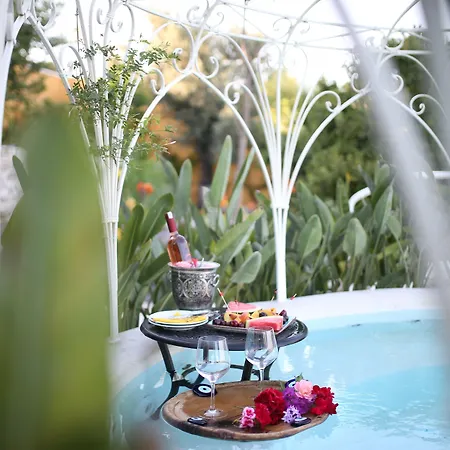 Bed & Breakfast Taraca Romantik (adults Only) 4*