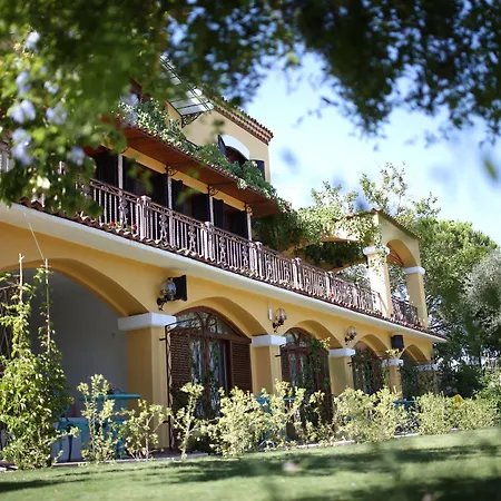 Bed & Breakfast Taraca Romantik (adults Only) 2*
