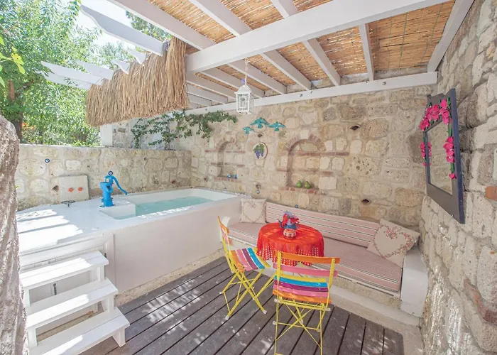 Taraca Romantik (adults Only) Szálloda Alacati